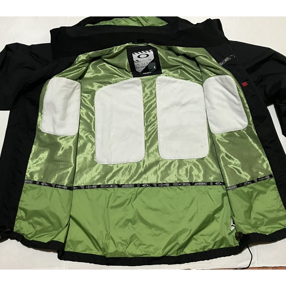 Oakley Black/Lime Green Regular Fit Insulated Size Large L Vents Ski Jacket‎